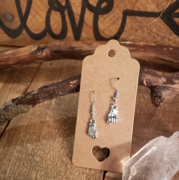 Hand earrings Fig sign HAND Gesture Fist Earrings ~Peace~BLM~Occult~Lucky Symbol - Picture 4 of 10